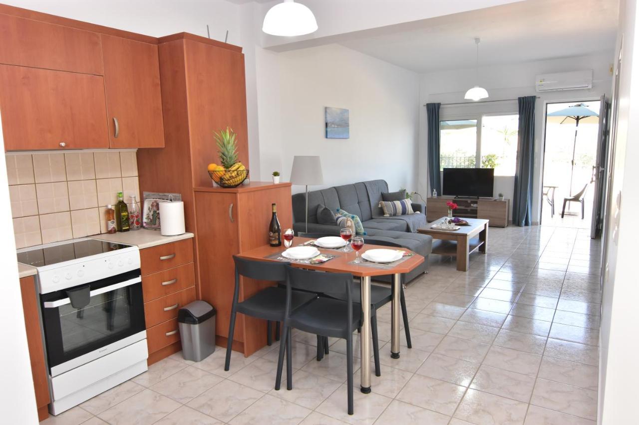 Iakovos Apartments Chorafakia Ngoại thất bức ảnh