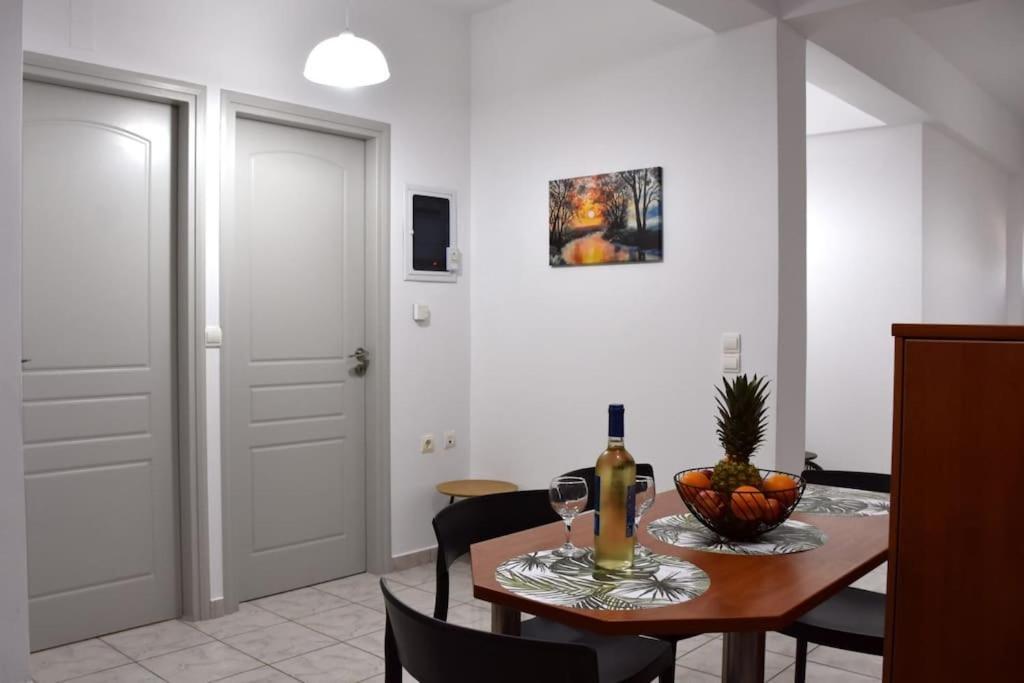Iakovos Apartments Chorafakia Ngoại thất bức ảnh