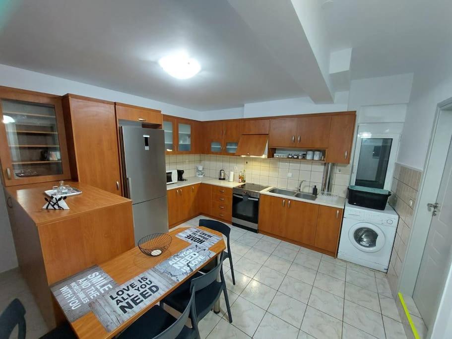 Iakovos Apartments Chorafakia Ngoại thất bức ảnh
